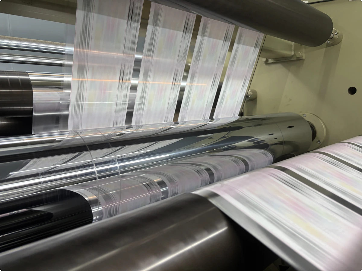 High-speed laminating machine at DSS Pack factory